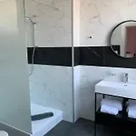 La Maison Bleue « la Charade » 3*