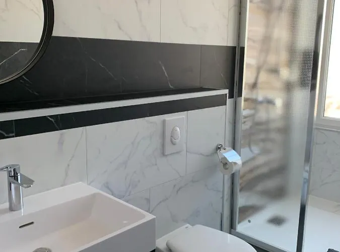 Bed & Breakfast La Maison Bleue « la Charade » Thaon-les-Vosges