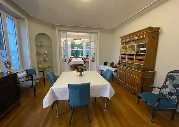 La Maison Bleue « la Charade »