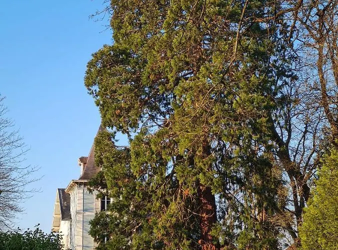 Nocleg ze śniadaniem La Maison Bleue « la Charade » 3*
