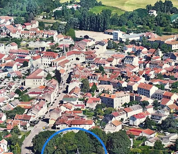 La Maison Bleue « la Charade » 3*